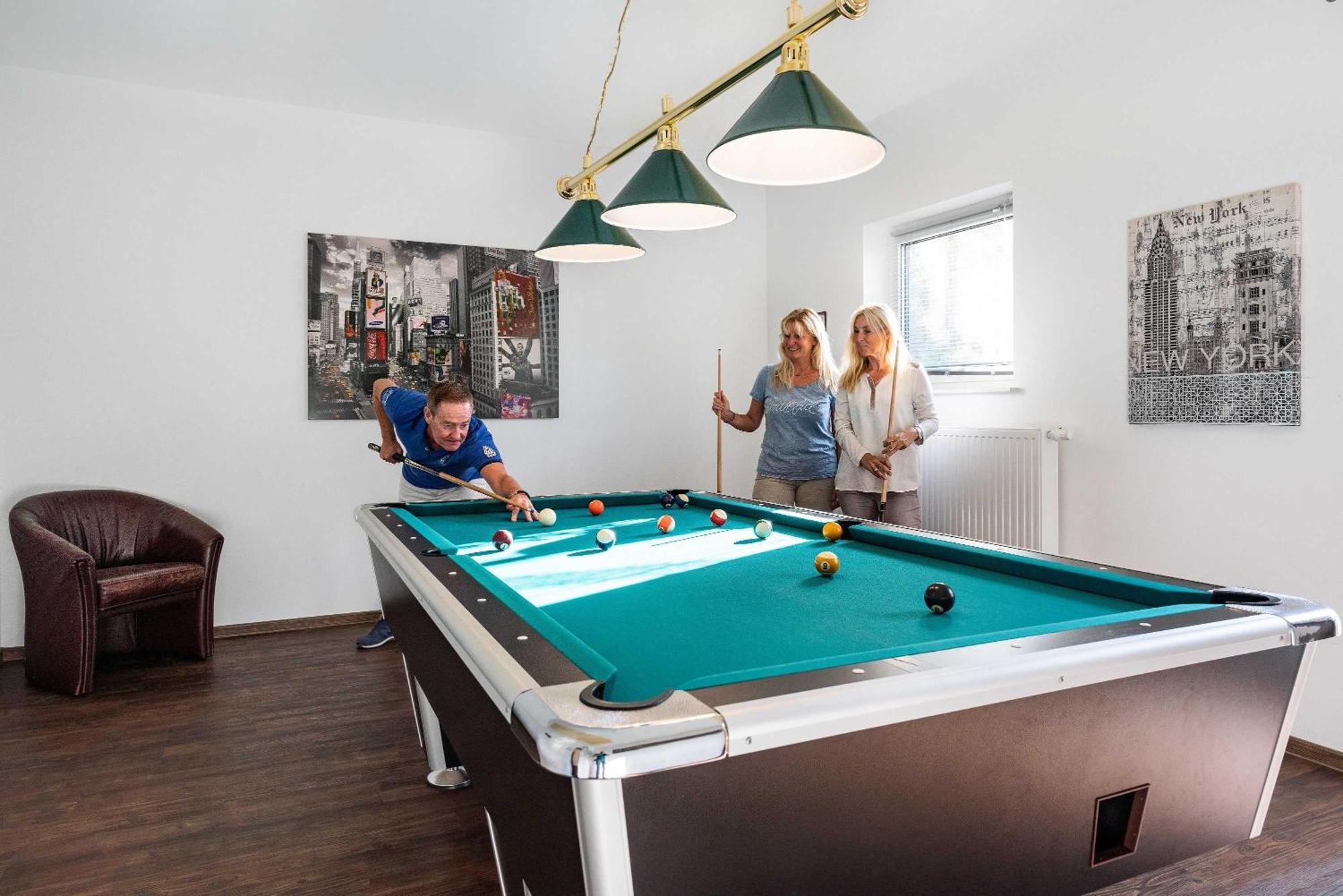 Appartement "Diamant" Mit Penthouseflair - Oase Am Haff Garz  Номер фото